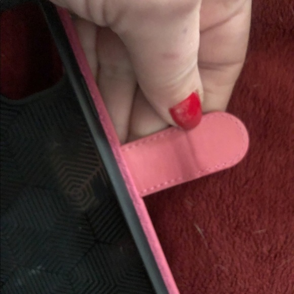 Red leather folio phone case IPhone 7-8 Plus used for a few days - Picture 6 of 6